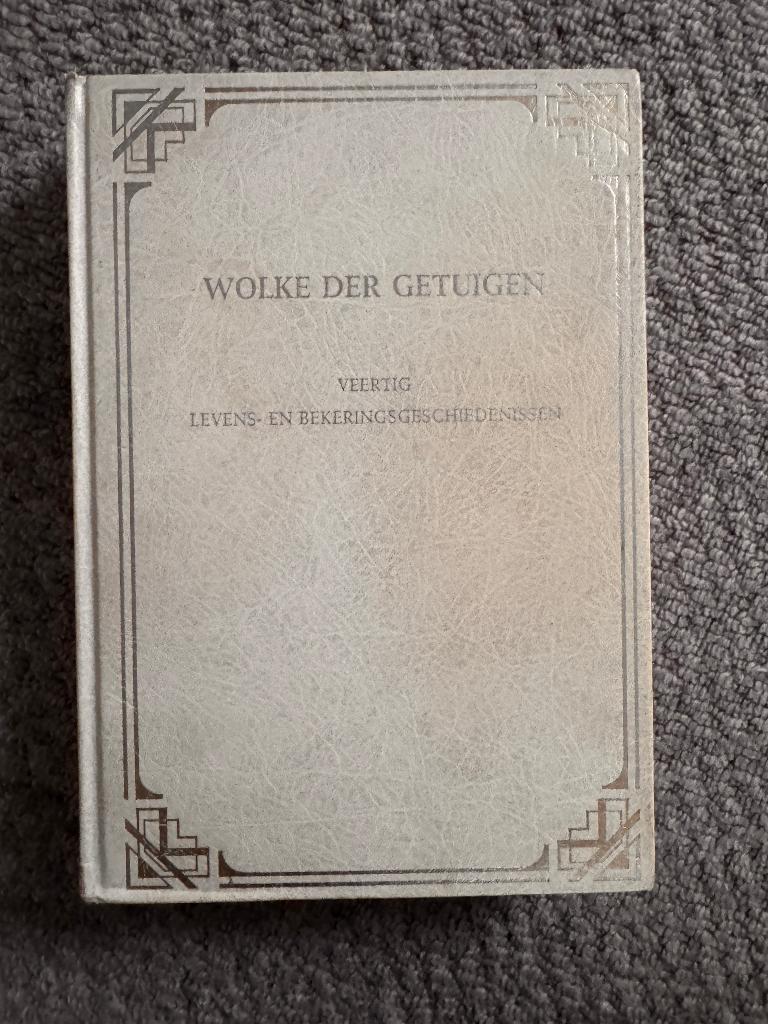 Wolke der getuigen - 40 bekeringsgeschiedenissen, Boeken, Ophalen of Verzenden, Zo goed als nieuw, Christendom | Protestants