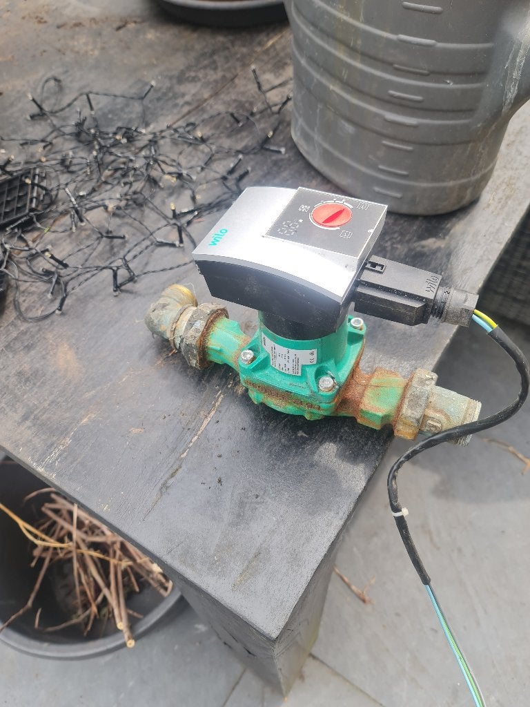 2 Wilo cv pompen, Ophalen, Gebruikt, Minder dan 30 cm, Overige typen