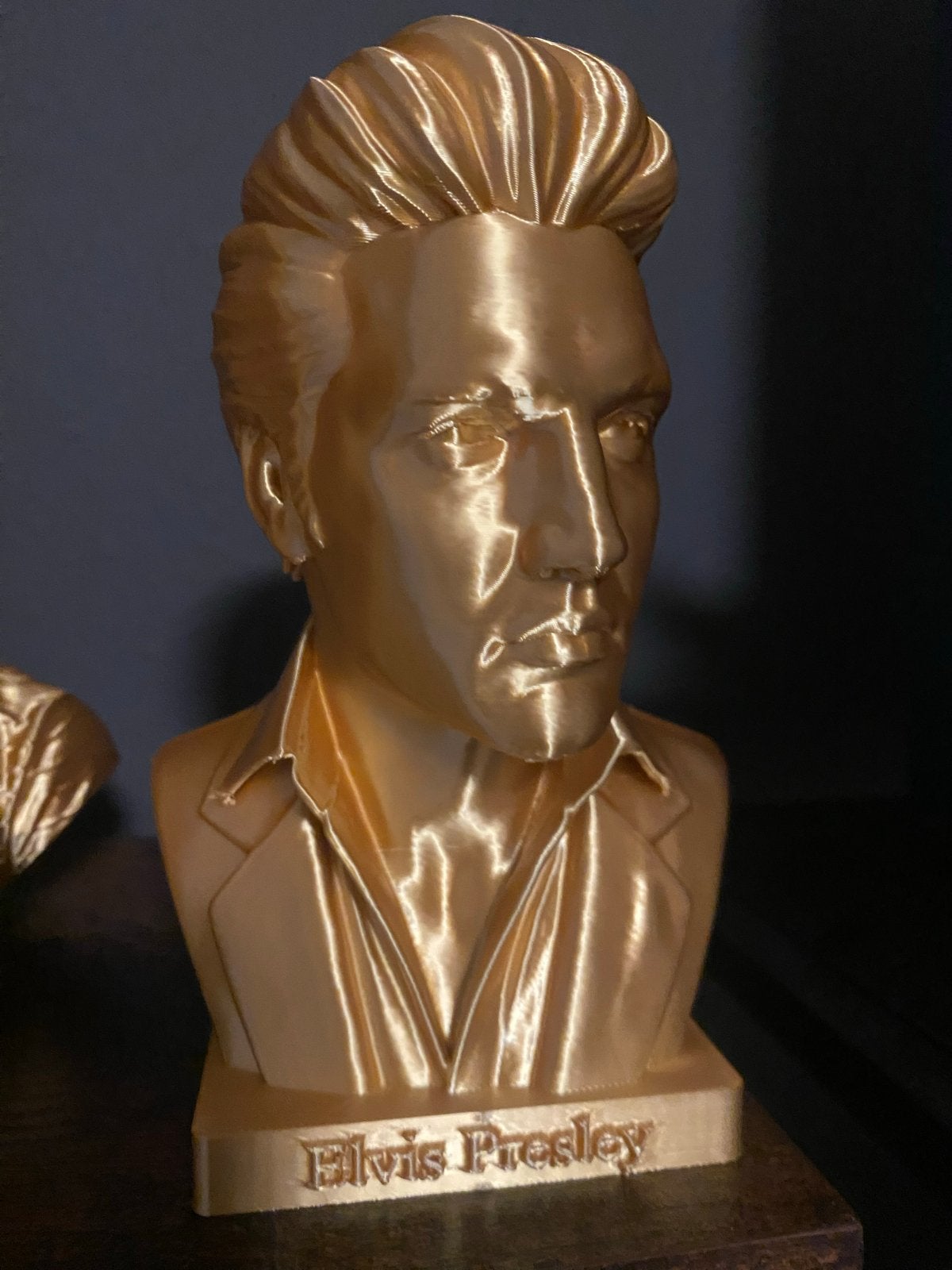 Gouden standbeeld van Elvis Presley, Minder dan 20 cm, Buste, Kunststof, Ophalen of Verzenden