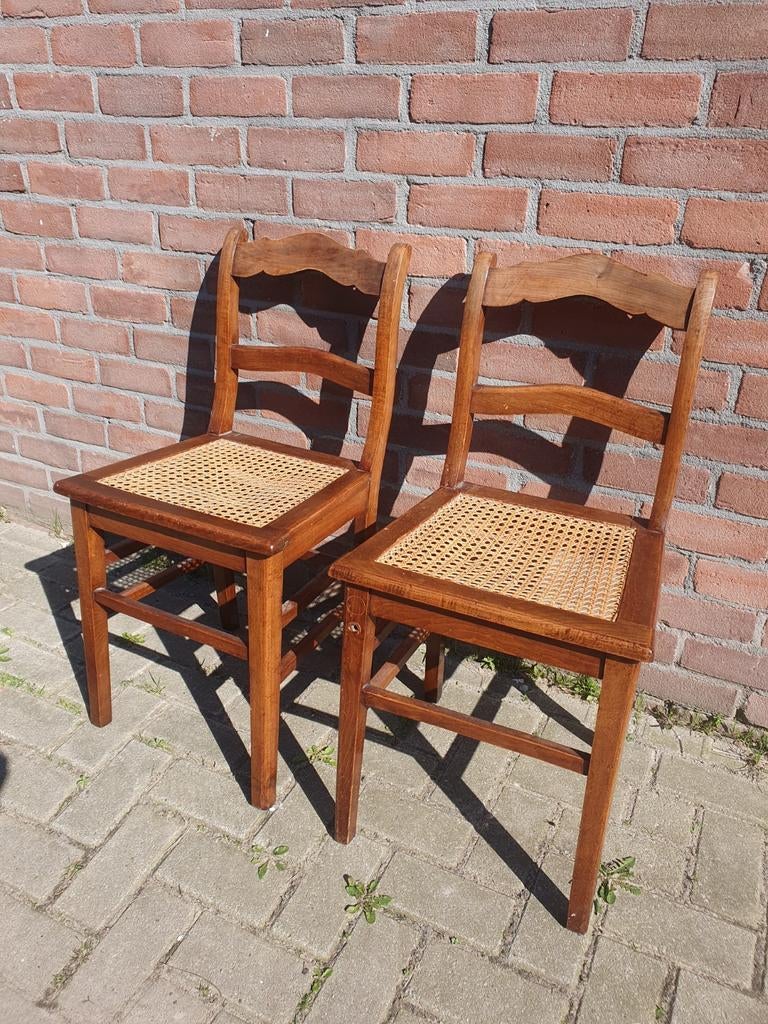 Twee antieke kerkstoelen, Ophalen, Overige kleuren, Eén