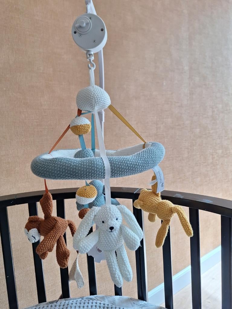 Muzikale Mobiel met Gehaakte Dieren voor Babybed, Ophalen of Verzenden, Zo goed als nieuw, Mobiel, Met geluid