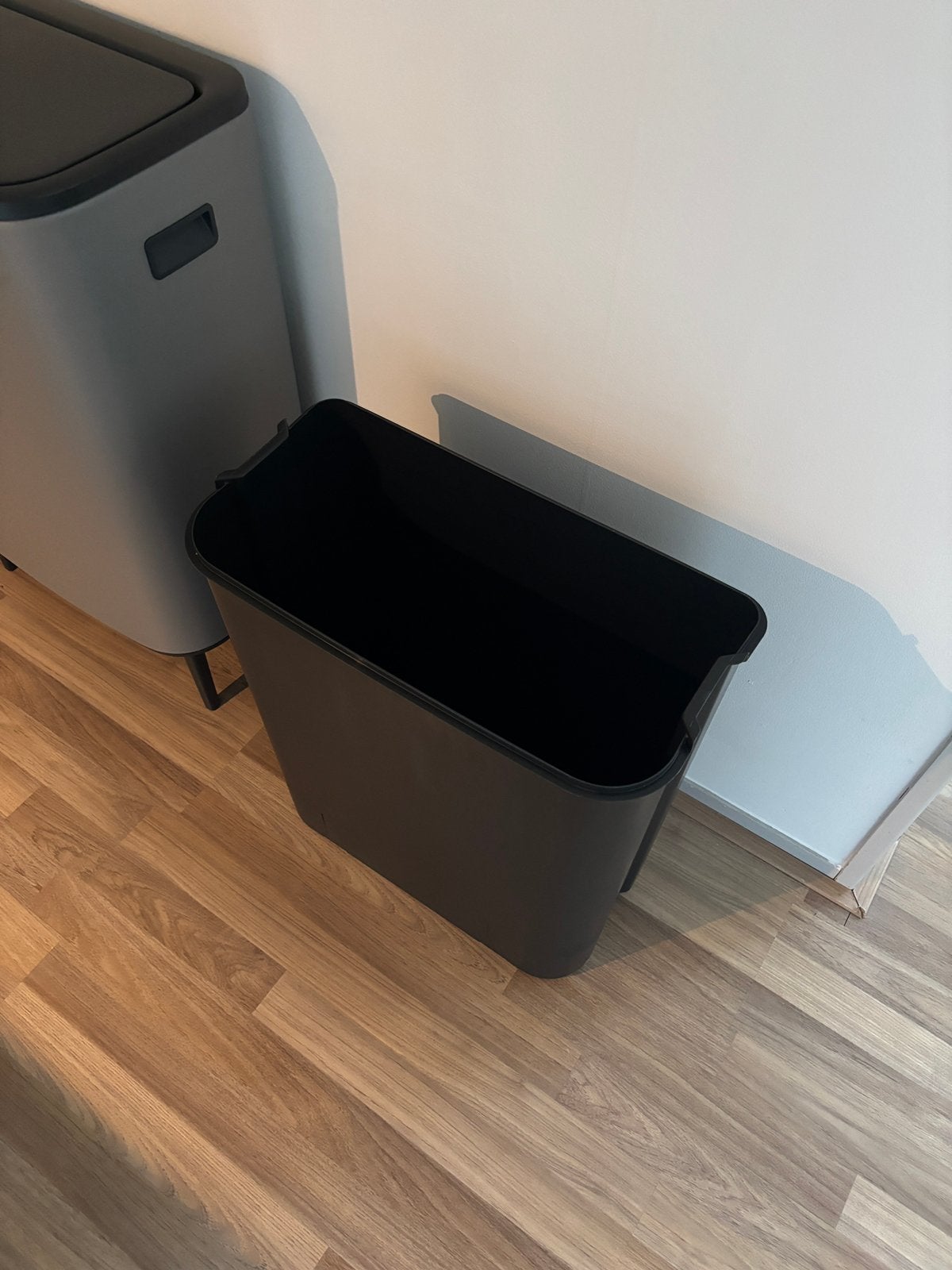Brabantia Bo Binnenemmer 60, Huis en Inrichting, Woonaccessoires | Prullenbakken, 40 liter of meer, Ophalen of Verzenden, Zo goed als nieuw