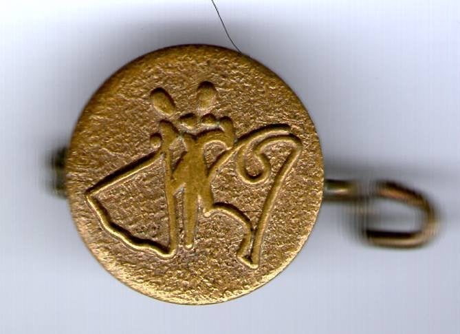 Koper dans broche ( X_121), Verzamelen, Ophalen of Verzenden, Zo goed als nieuw, Sport, Speldje of Pin