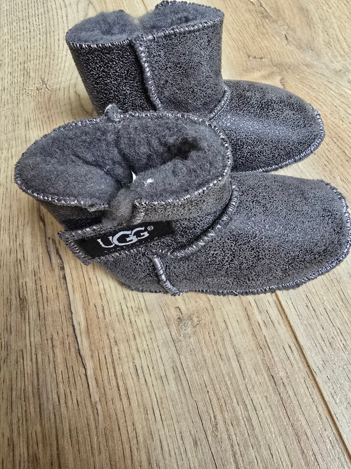 UGG baby laarzen/sloffjes- Mt S (18), Schoentjes, UGG, Meisje, Ophalen of Verzenden