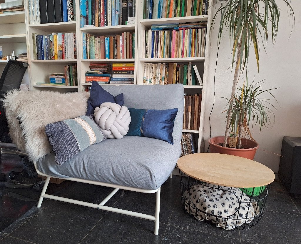 IKEA loungestoel + bijzettafel + kussens | tienerkamer set, Huis en Inrichting, Fauteuils, Ophalen, Gebruikt, 75 tot 100 cm, 100 tot 125 cm