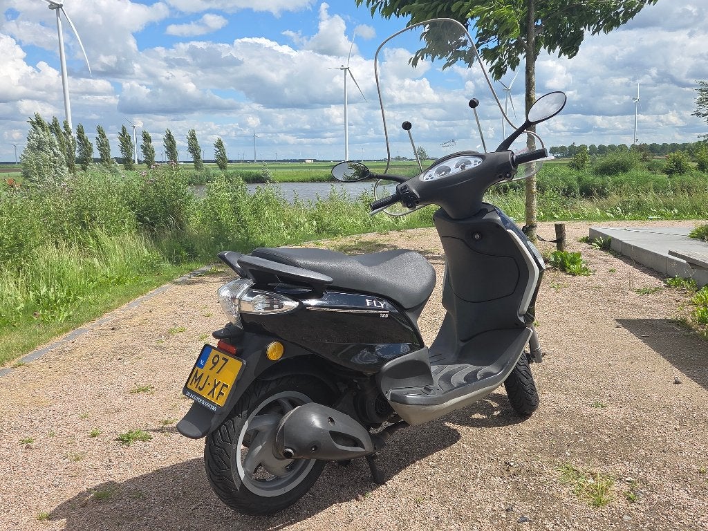 Piaggio Fly 125 bj 2012 | NL Kenteken, Fietsen en Brommers, Scooters | Piaggio, Ophalen, Gebruikt, 125 cc, Fly