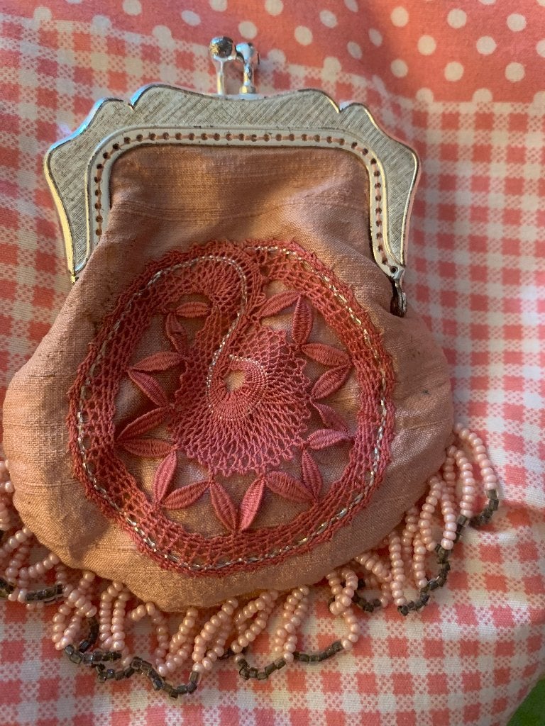 Vintage rose Beugelbeursje, Antiek en Kunst, Curiosa en Brocante, Ophalen of Verzenden