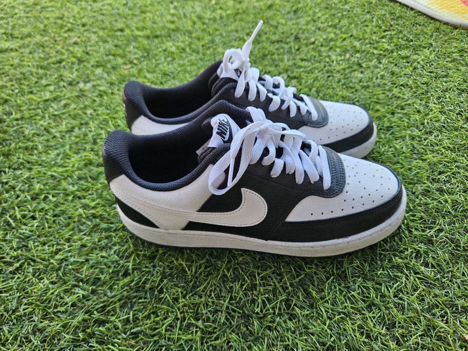 Nike sneakers maat 40,5 - Zo goed als nieuw, Ophalen, Wit, Nike, Sneakers of Gympen