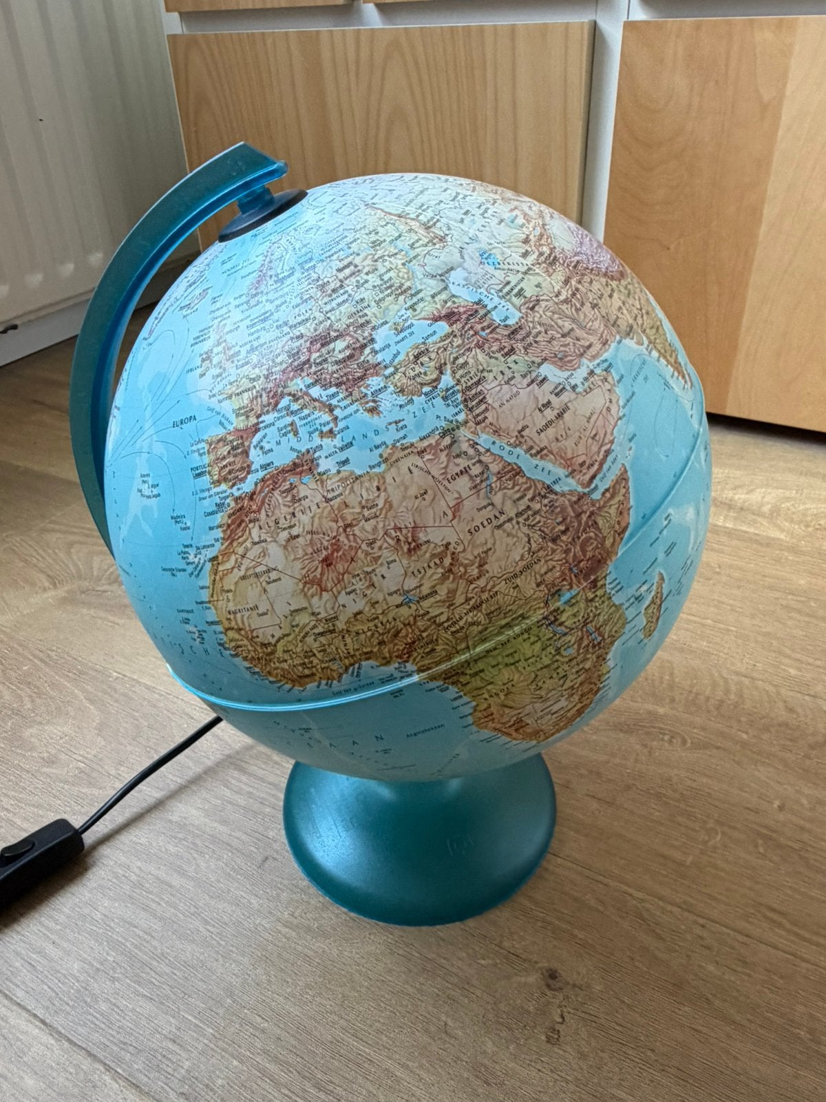 Wereldbol incl. verlichting, Ophalen, Zo goed als nieuw