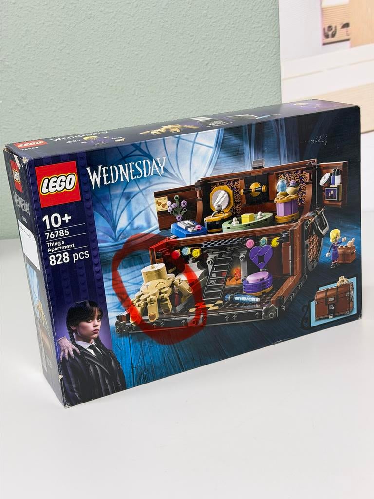 LEGO Wednesday 76785 Thing’s Apartment LETOP Incompleet Set, Lego, Ophalen of Verzenden, Zo goed als nieuw, H
