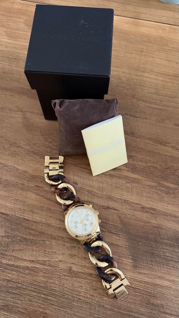 Michael Kors MK4222 "Runway Twist" Chronograaf - Zo goed als, Sieraden, Tassen en Uiterlijk, Horloges | Dames, Overige merken