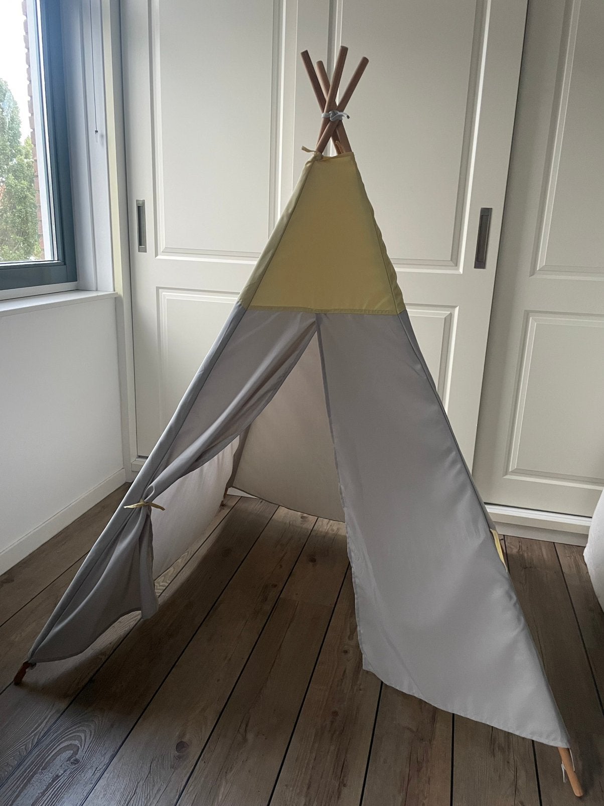 Hövlig Tent van Ikea (geel/grijs), Ophalen, Zo goed als nieuw