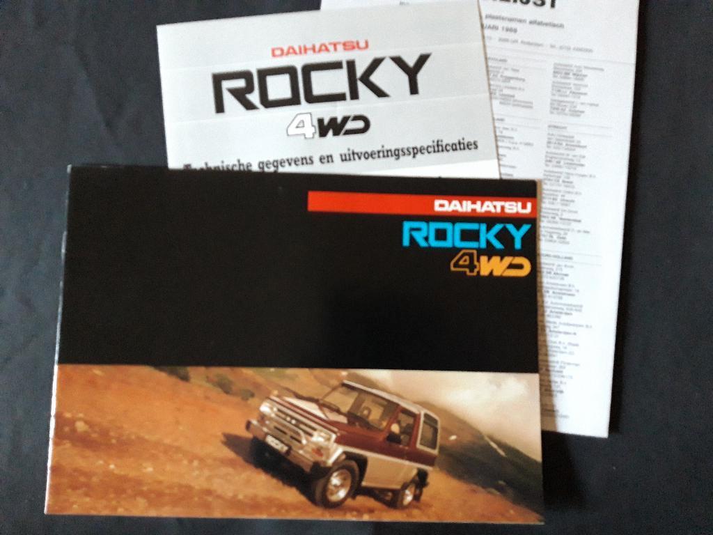 folder Daihatsu Rocky 1988 - Nederlands, Ophalen of Verzenden, Overige merken, Daihatsu, Zo goed als nieuw