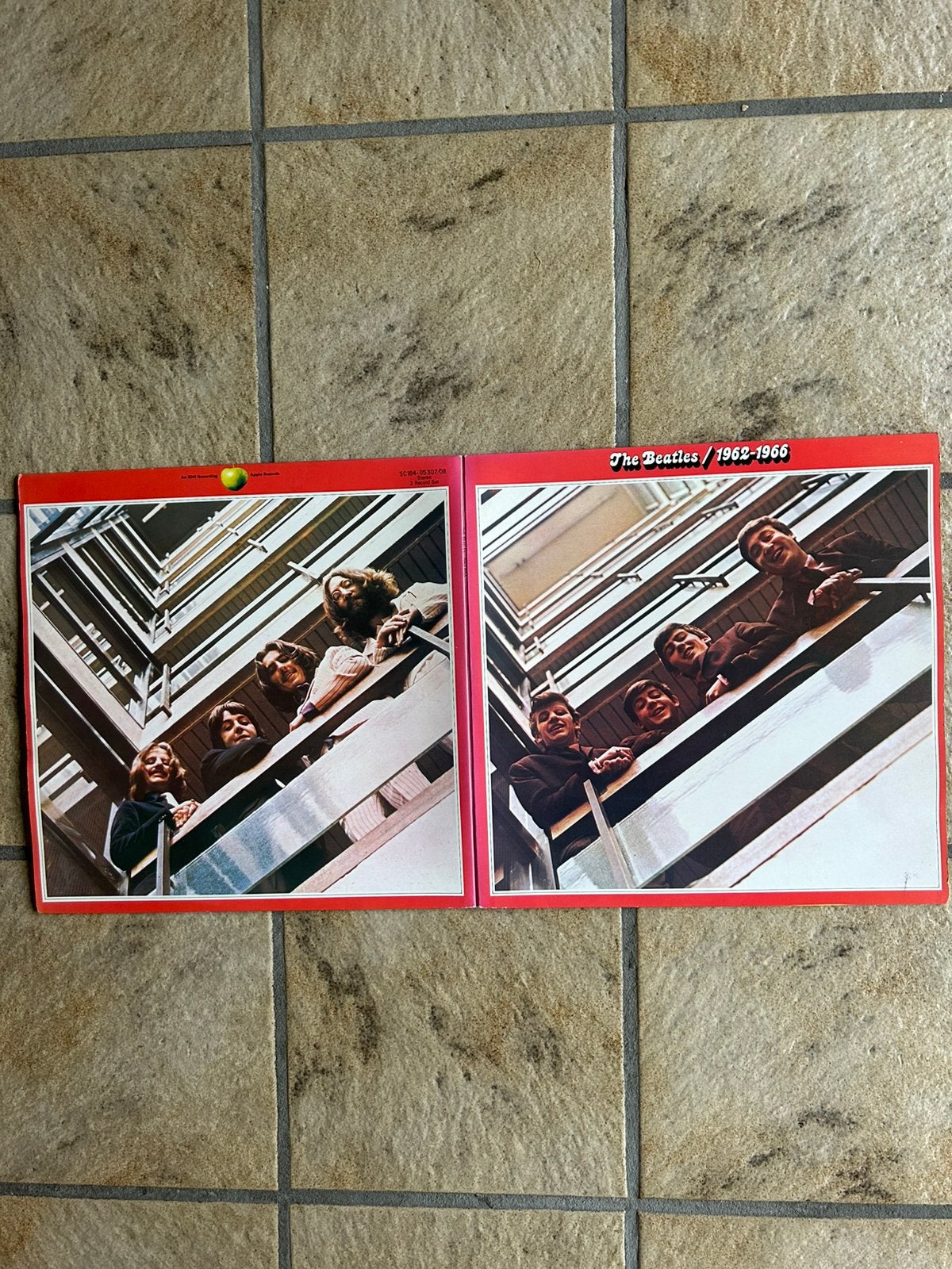DE RODE DUBBEL LP MET DE HITS VAN THE BEATLES VAN 1962-1966, Ophalen of Verzenden, Zo goed als nieuw, 12 inch, Dubbel-LP