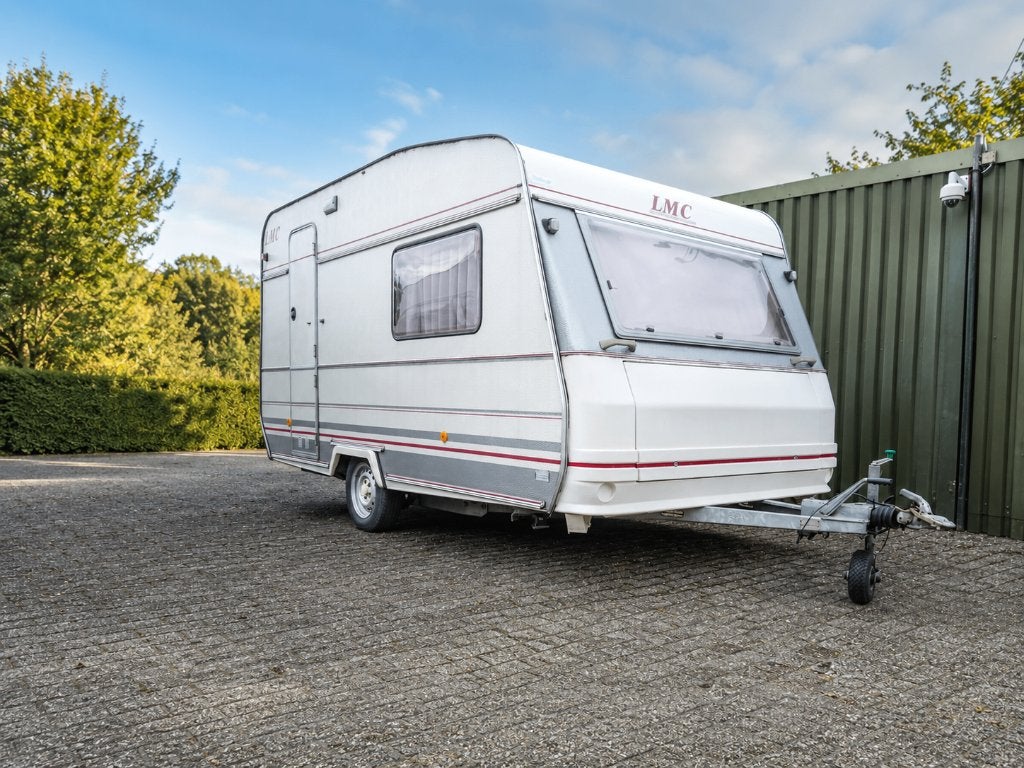 LMC Münsterland 390 caravan, Ophalen