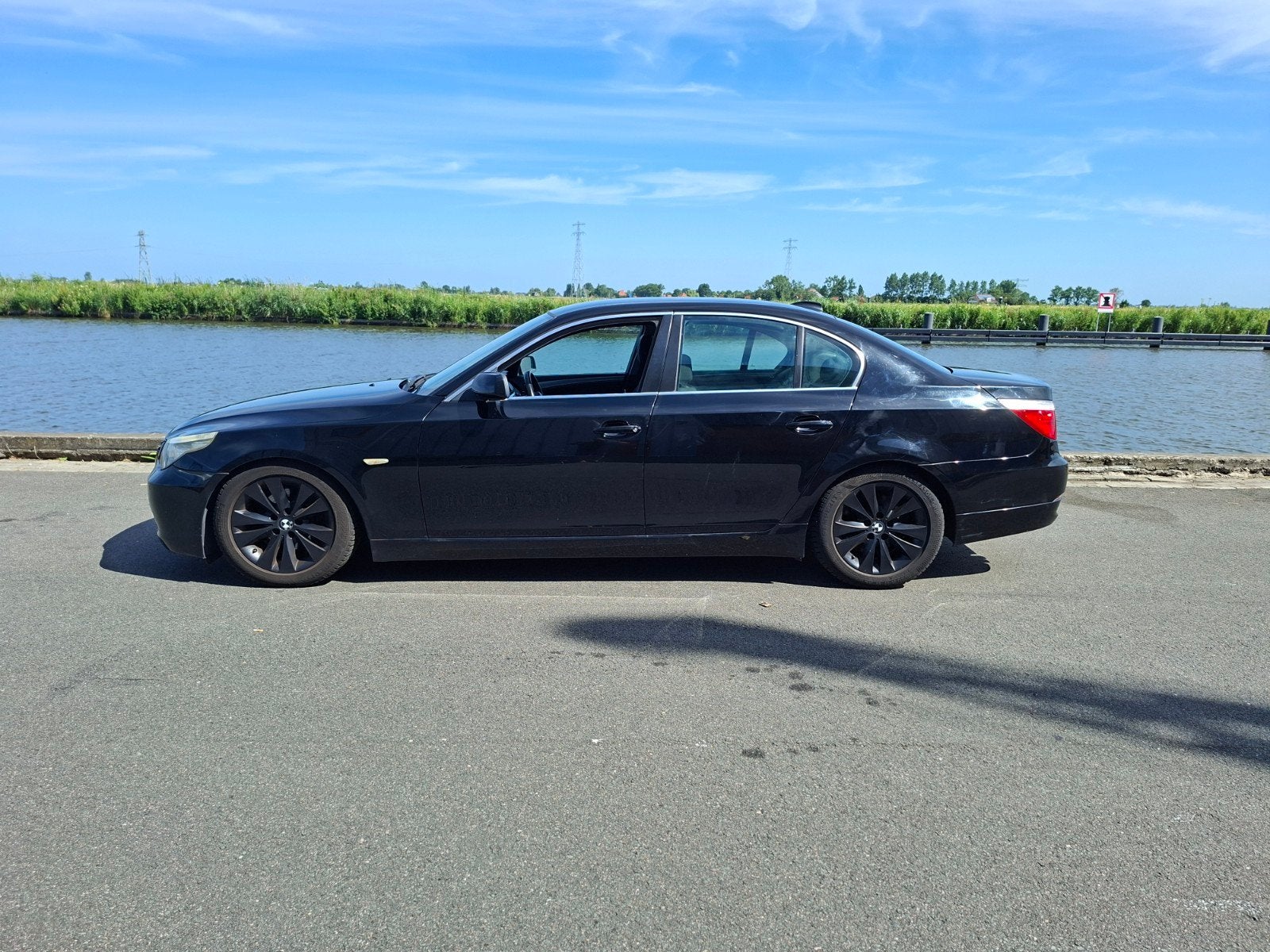 BMW 5-Serie 2.5 I 523 AUT 2009 zwart met zwart leer, Achterwielaandrijving, 1800 kg, Zwart, Zwart