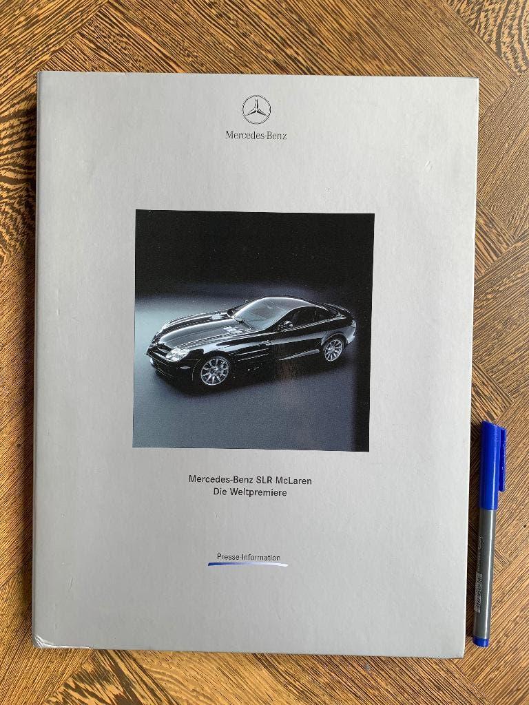 Persmap Mercedes-Benz SLR McLaren 2003 zgan met foto's!, Boeken, Auto's | Folders en Tijdschriften, Zo goed als nieuw, Mercedes