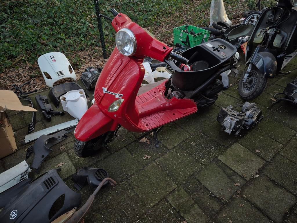 AGM Vom Venice opknappers in 1 koop 2 stuks, Ophalen of Verzenden, Gebruikt, Overige typen, Overige merken