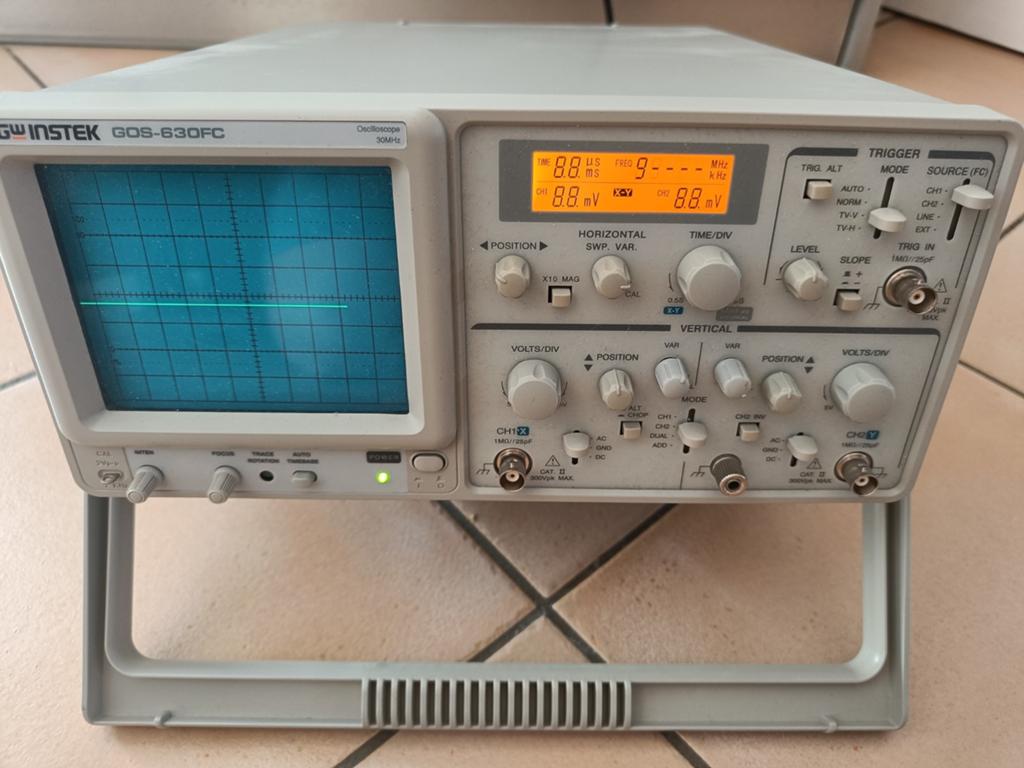 GW Instek GOS-630FC Analoge Oscilloscoop 30MHz, Ophalen