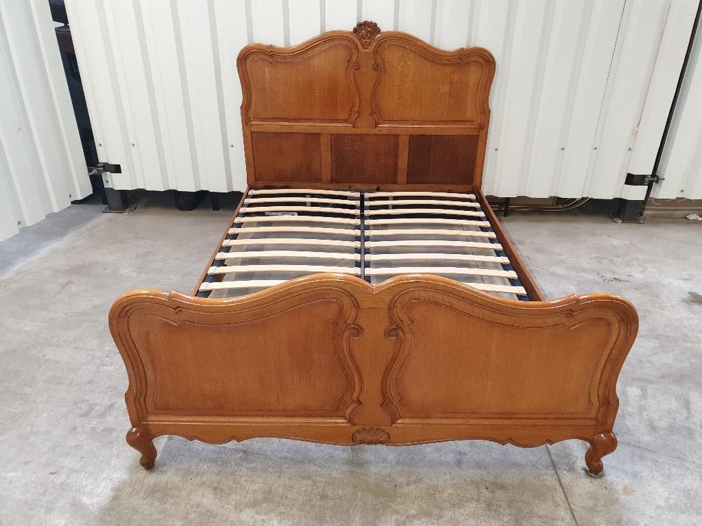 Queen Ann Stijl bed 140 x 200. Het kan geleverd worden., Huis en Inrichting, Slaapkamer | Bedden, Ophalen, Gebruikt, Tweepersoons