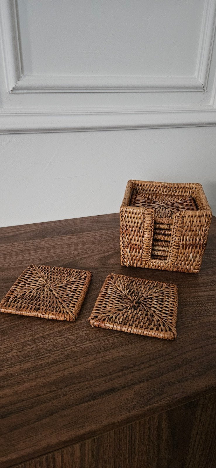 Rotan onderzetters met houder - 10 stuks, Huis en Inrichting, Woonaccessoires | Onderzetters, Ophalen of Verzenden, Gebruikt, Glas of Kopje