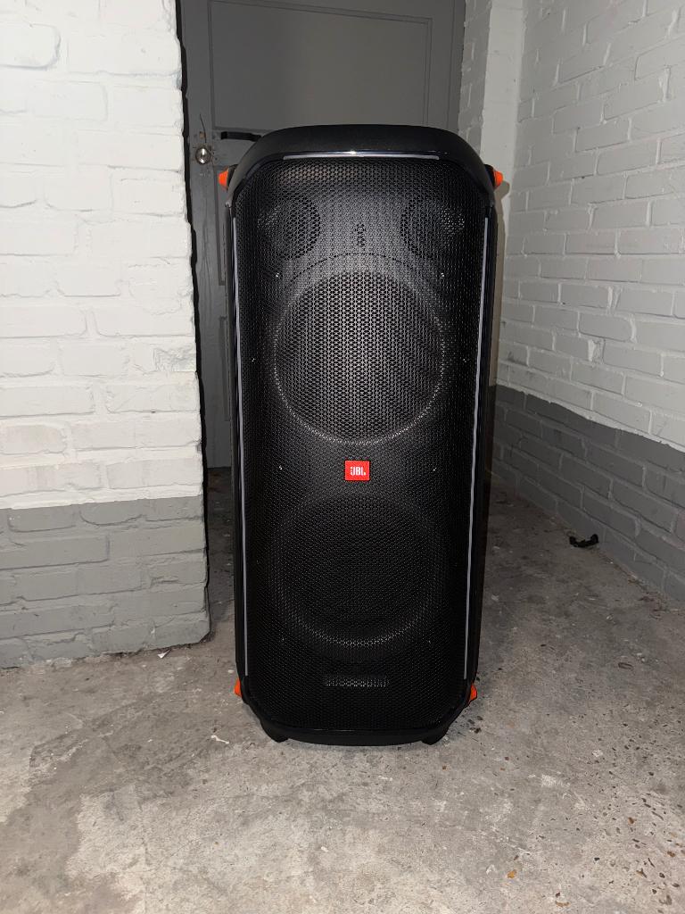 JBL partybox 710, Ophalen, JBL, Zo goed als nieuw, 120 watt of meer