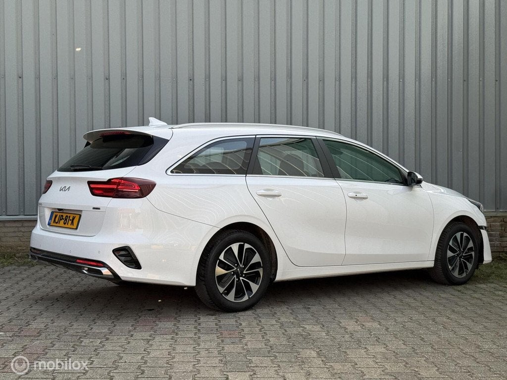 Kia Ceed Sportswagon 1.6 GDI PHEV DynamicLine | Camera | ACC, 77 km/l, Euro 6, Wit, Plug-in hybride