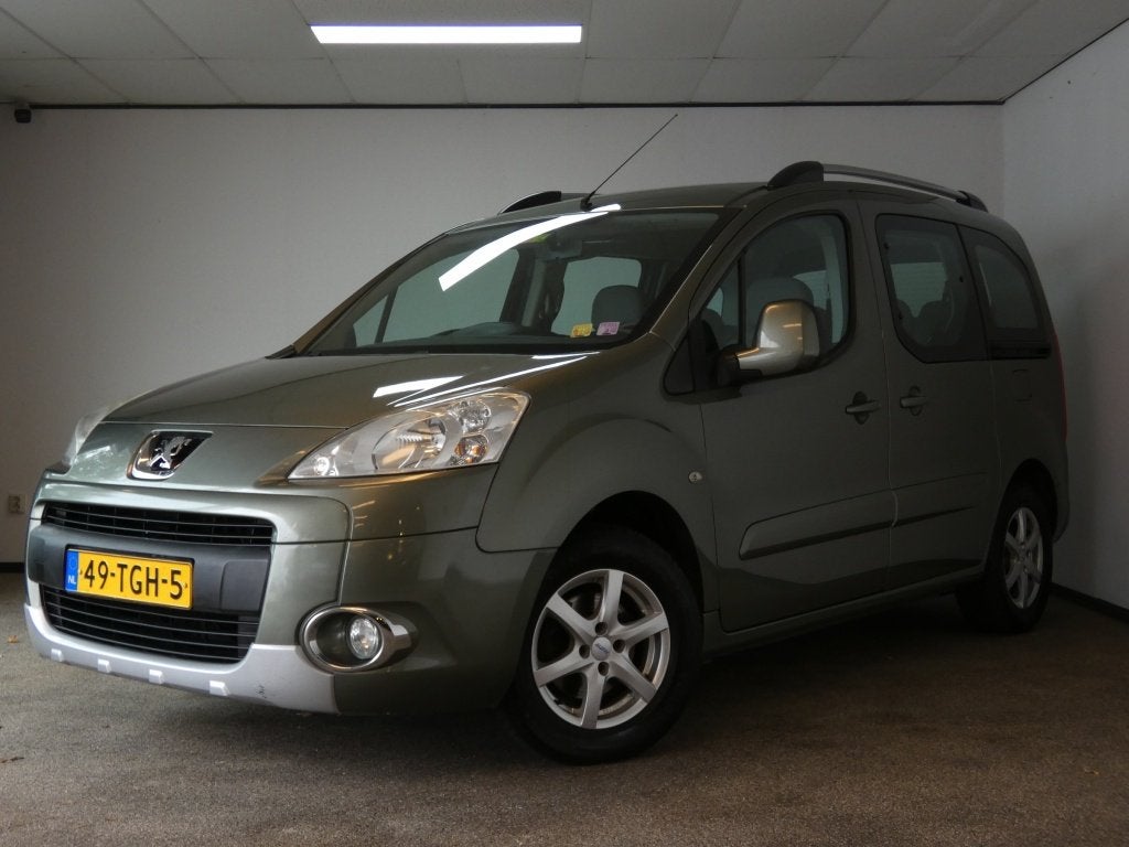 Peugeot Partner Tepee 1.6 VTi XT 7-zits Nwe APK airco, Auto's, Voorwielaandrijving, Euro 5, 1380 kg, Gebruikt