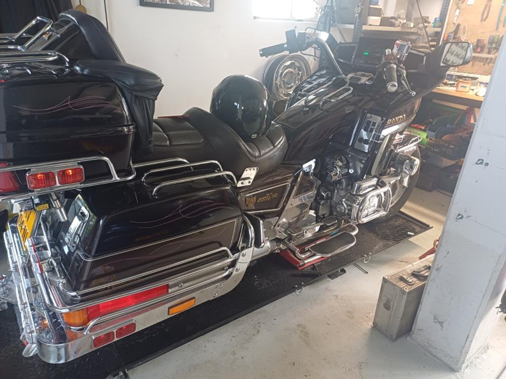 Mooie Honda Goldwing 1200 / of in onderdelen evt. NSU Ro80, Motoren, Motoren | Oldtimers, Toermotor