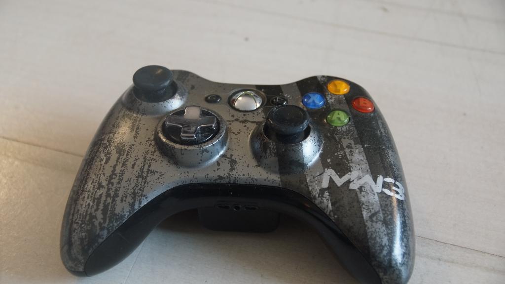 Xbox 360 Controller Call of Duty, Ophalen of Verzenden, Zo goed als nieuw, Controller, Xbox 360
