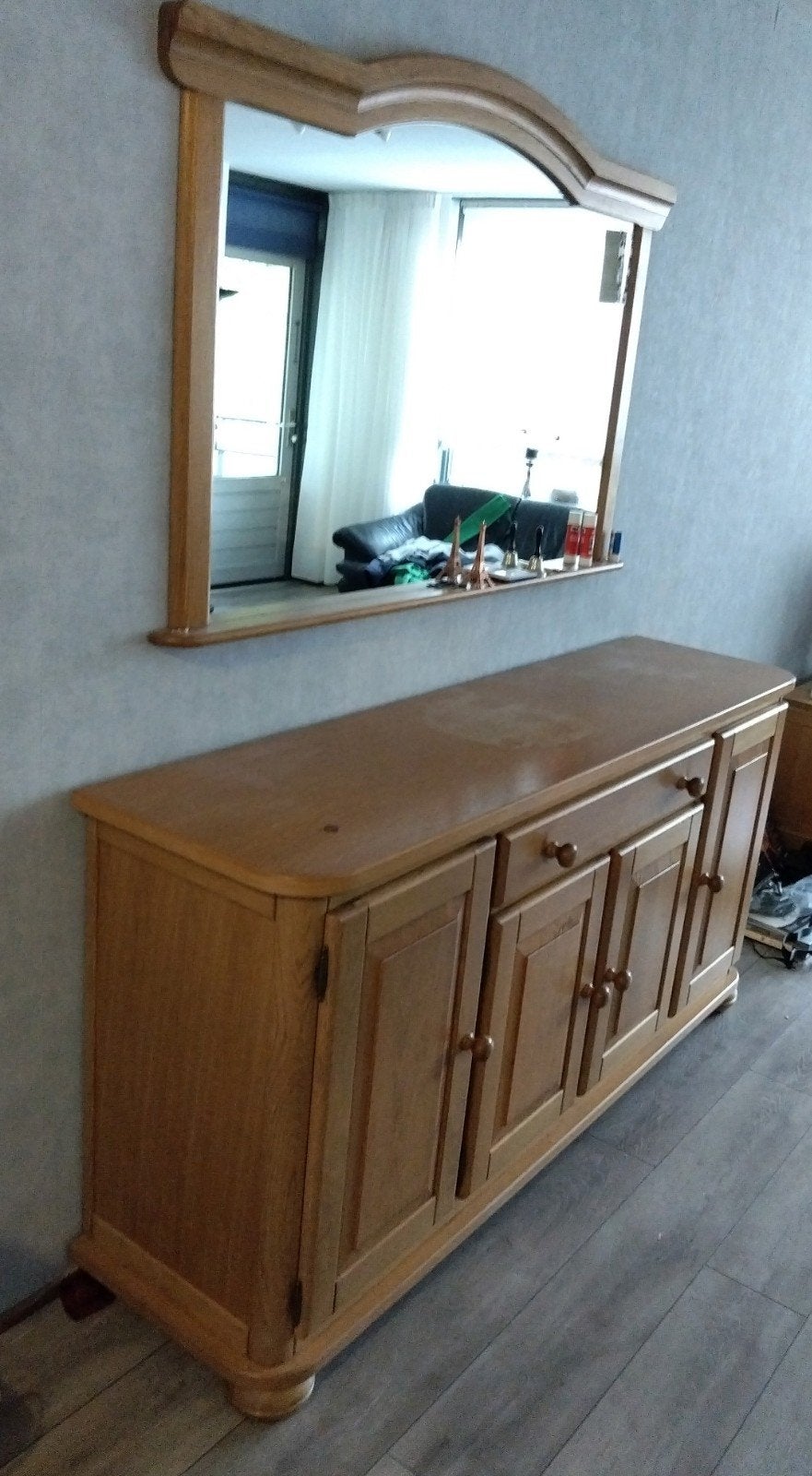 Dressoir met spiegel, Huis en Inrichting, Kasten | Dressoirs, Gebruikt, 150 tot 200 cm, 25 tot 50 cm, Overige houtsoorten, Ophalen