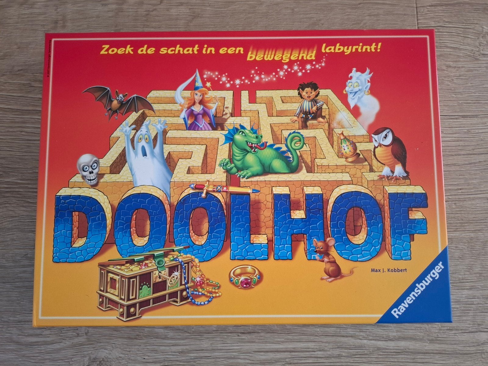 Doolhof bordspel - Zoek de schat in een bewegend labyrint!, Drie of vier spelers, Ophalen of Verzenden, Zo goed als nieuw, Ravensburger