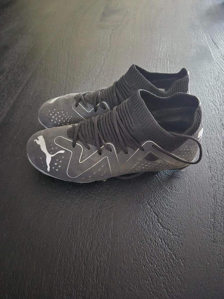 PUMA Voetbalschoenen maat 33, Ophalen of Verzenden, Zwart