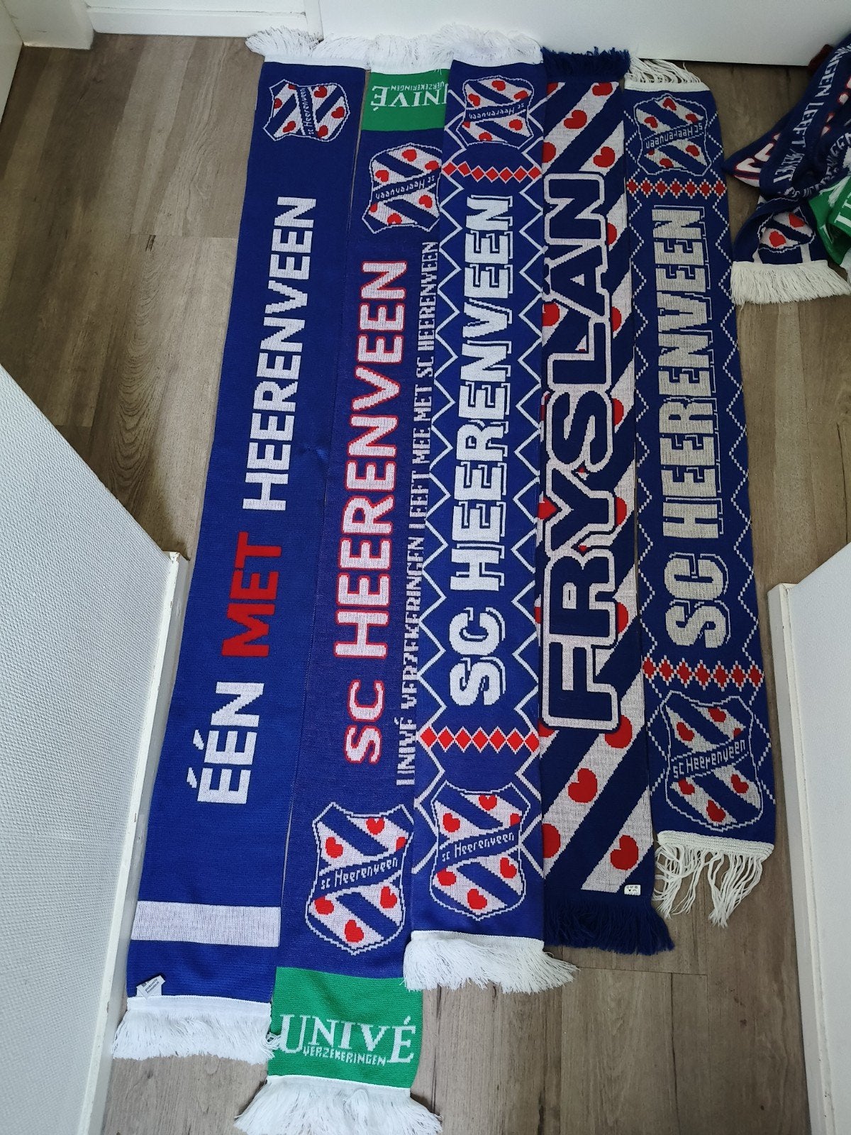 15x Sjaaltje's Sc Heerenveen & Andere Voetbal Clubs, Ophalen of Verzenden, Gebruikt, Overige binnenlandse clubs, Vaantje of Sjaal