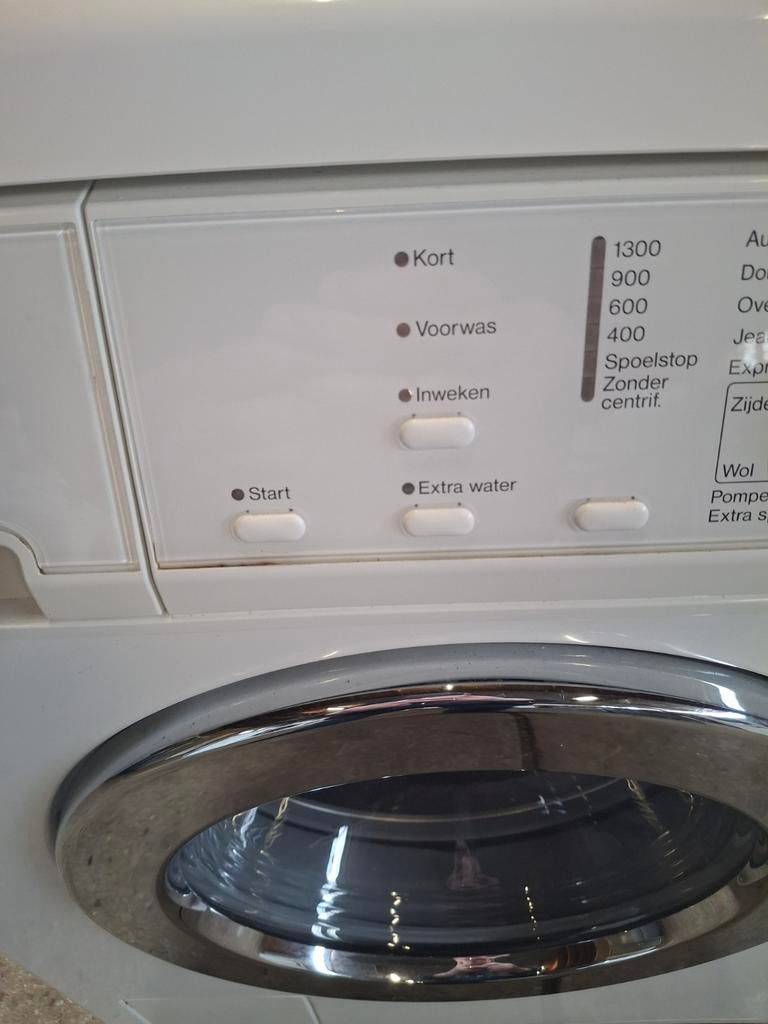 Miele Vitality W800 wasmachine, Miele, 1200 tot 1600 toeren, Gebruikt, 4 tot 6 kg
