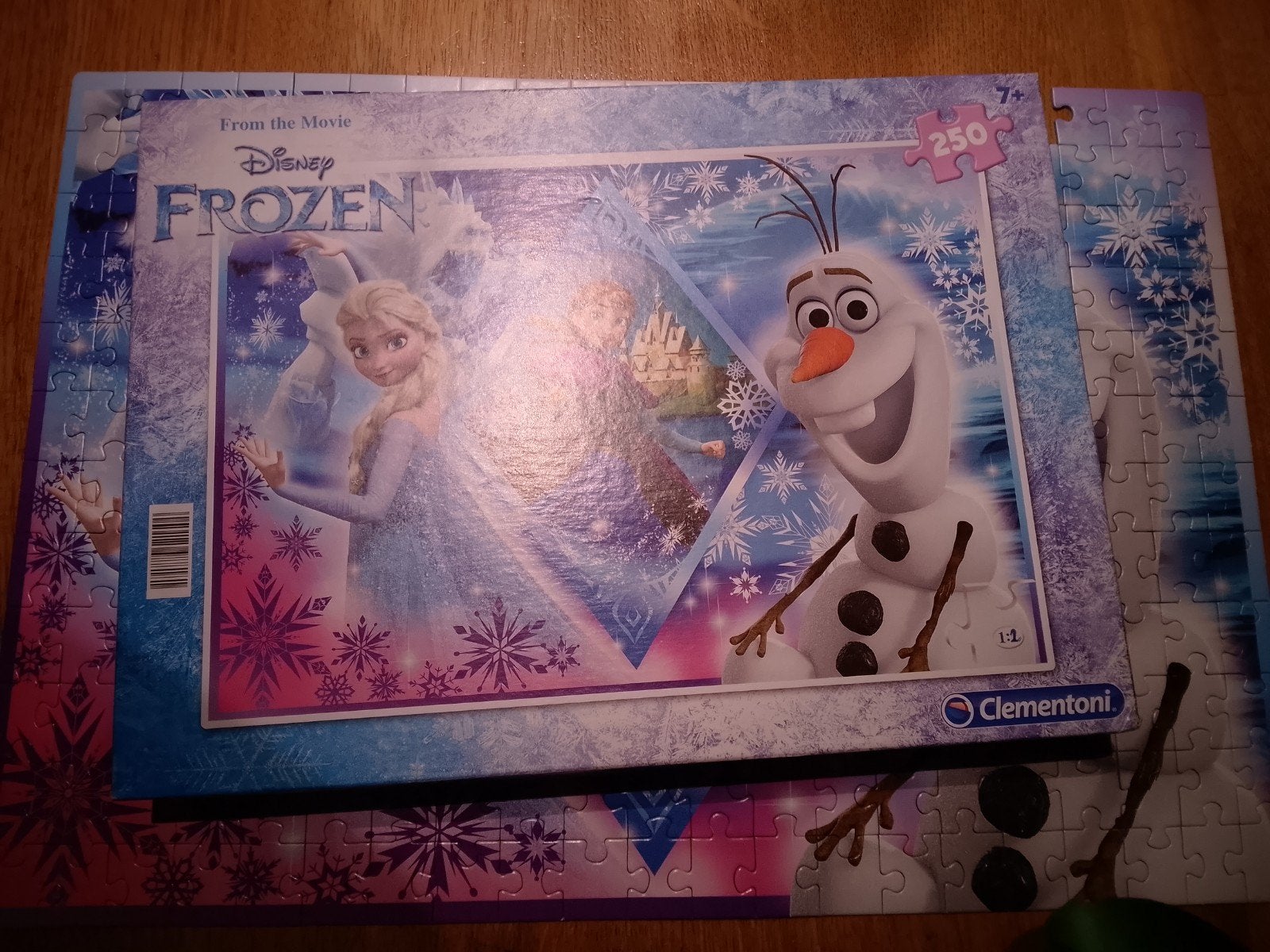 Disney Frozen puzzel 250 stukjes (mist 1 stukje), Ophalen, Meer dan 50 stukjes, Gebruikt, 6 jaar of ouder