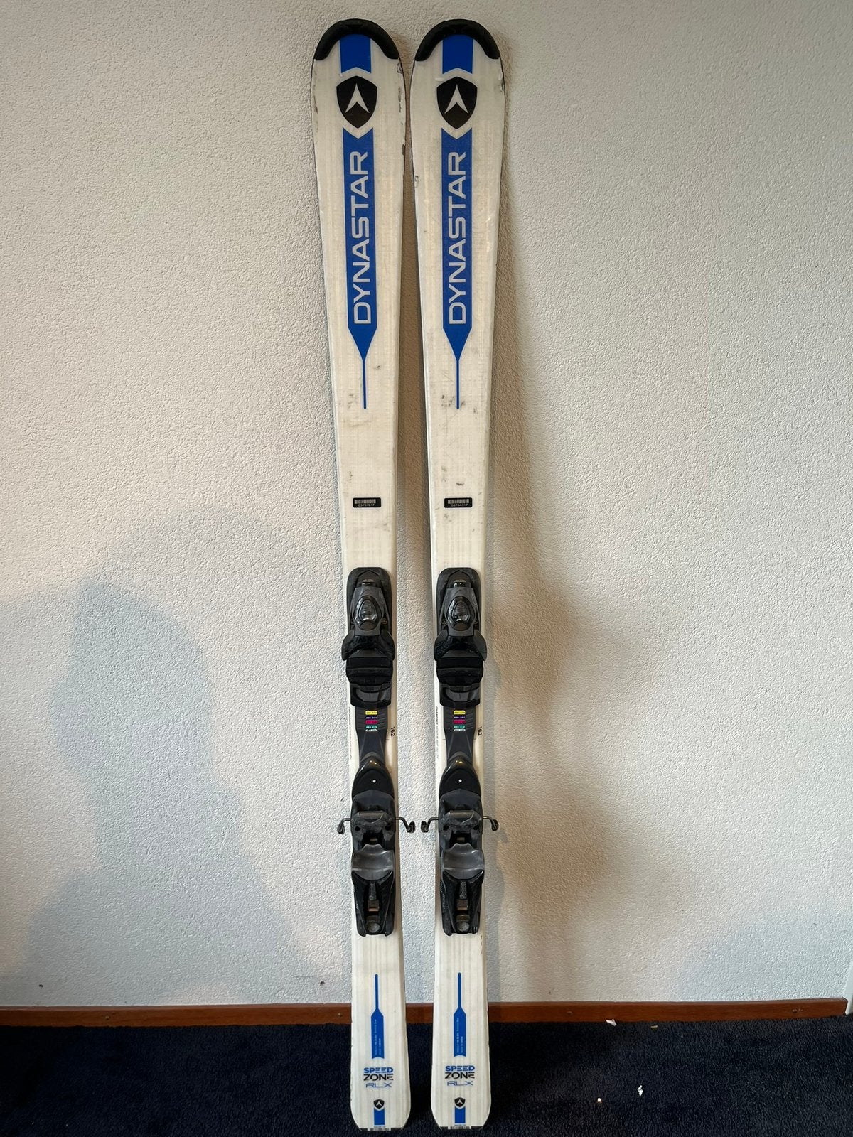 Dynastar ski’s 162 cm, 160 tot 180 cm, Zo goed als nieuw, Carve, Skiën