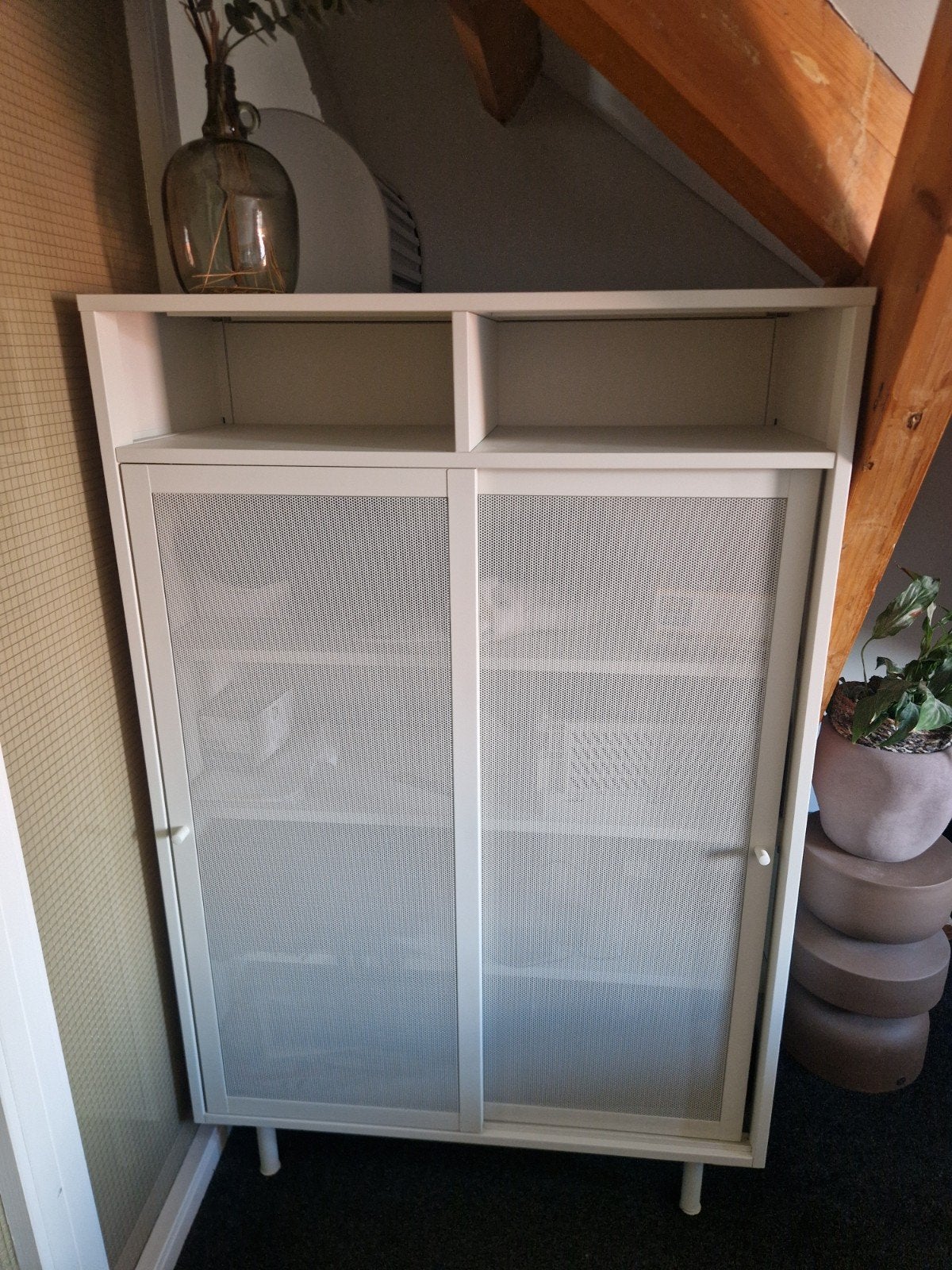 VEEP Kast H140 CM - Grijs Metaal, Huis en Inrichting, Ophalen, Met deur(en), 100 tot 150 cm, 50 tot 100 cm