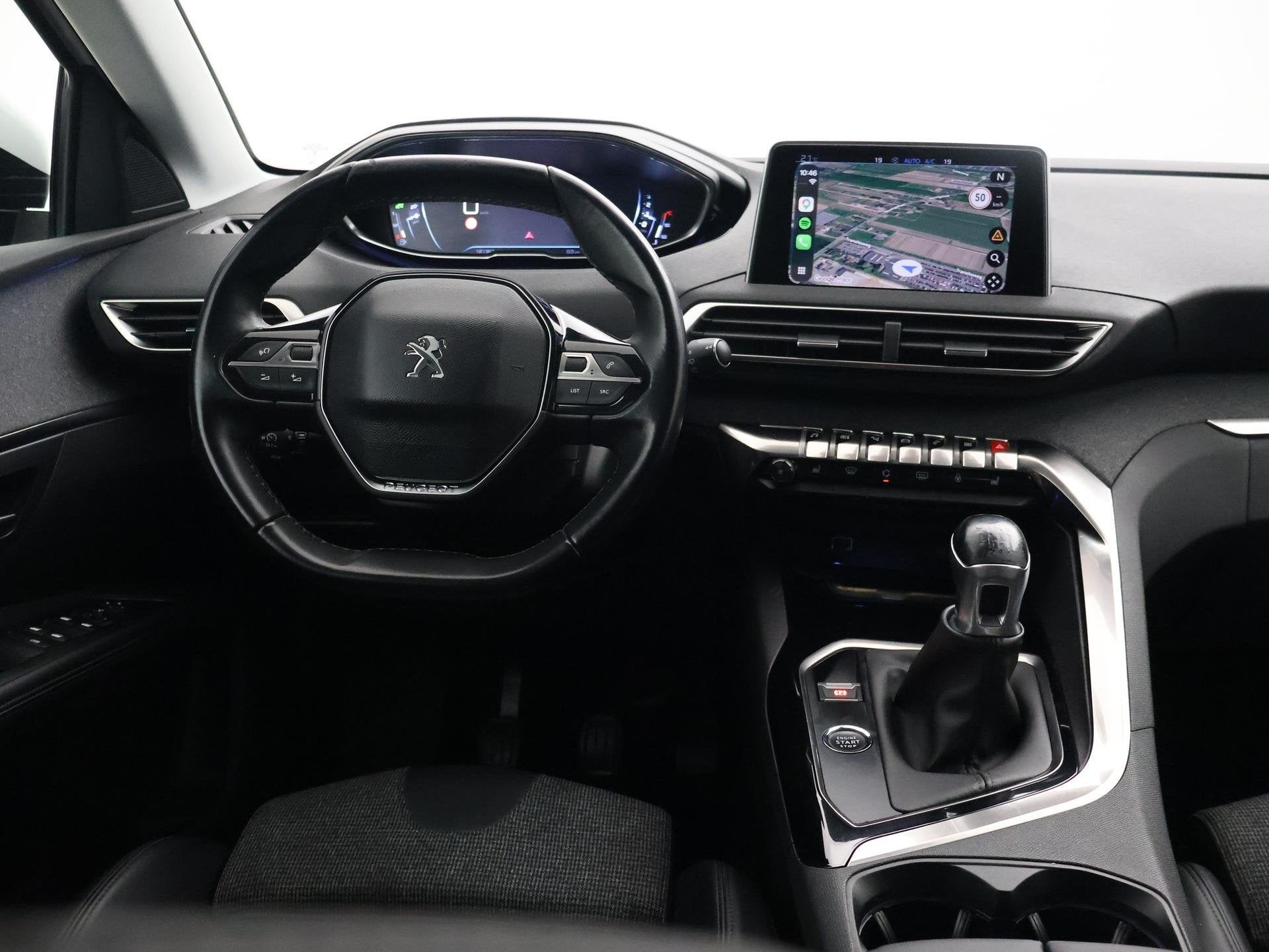 Peugeot 5008 1.2 PT 130 PK 7-PERSOONS PREMIUM + MASSAGE | TR, Auto's, Voorwielaandrijving, Gebruikt, 1199 cc, Wit