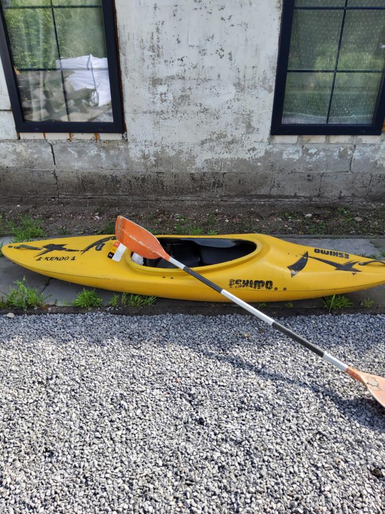 Eskimo Kendo 1 Kajak met peddel, Watersport en Boten, Ophalen, Gebruikt, 1-persoons