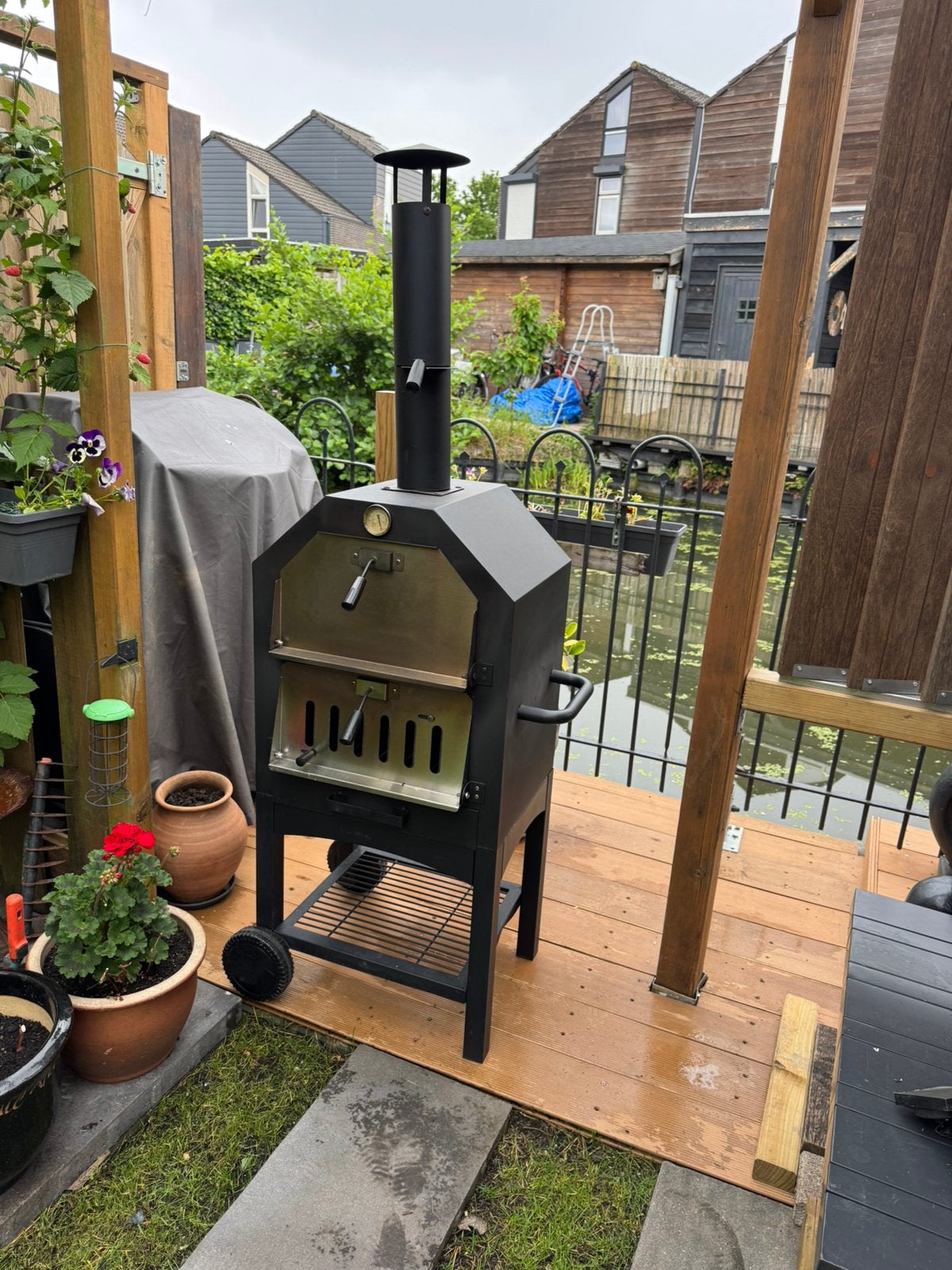 Pizza oven houtskool, Ophalen, Zo goed als nieuw