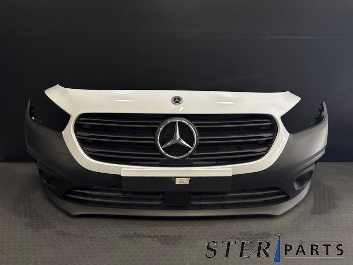 Voorbumper van een Mercedes Sprinter (9147), Auto-onderdelen, Carrosserie en Plaatwerk, Gebruikt, -, Ophalen of Verzenden, Bumper