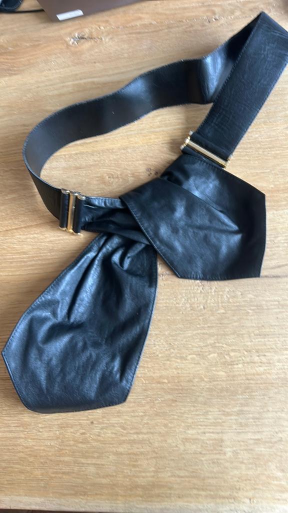 Zwarte omknoop ceintuur, Kleding | Dames, Riemen en Ceinturen, 100 cm of meer, Zwart, Tailleriem, Ophalen of Verzenden