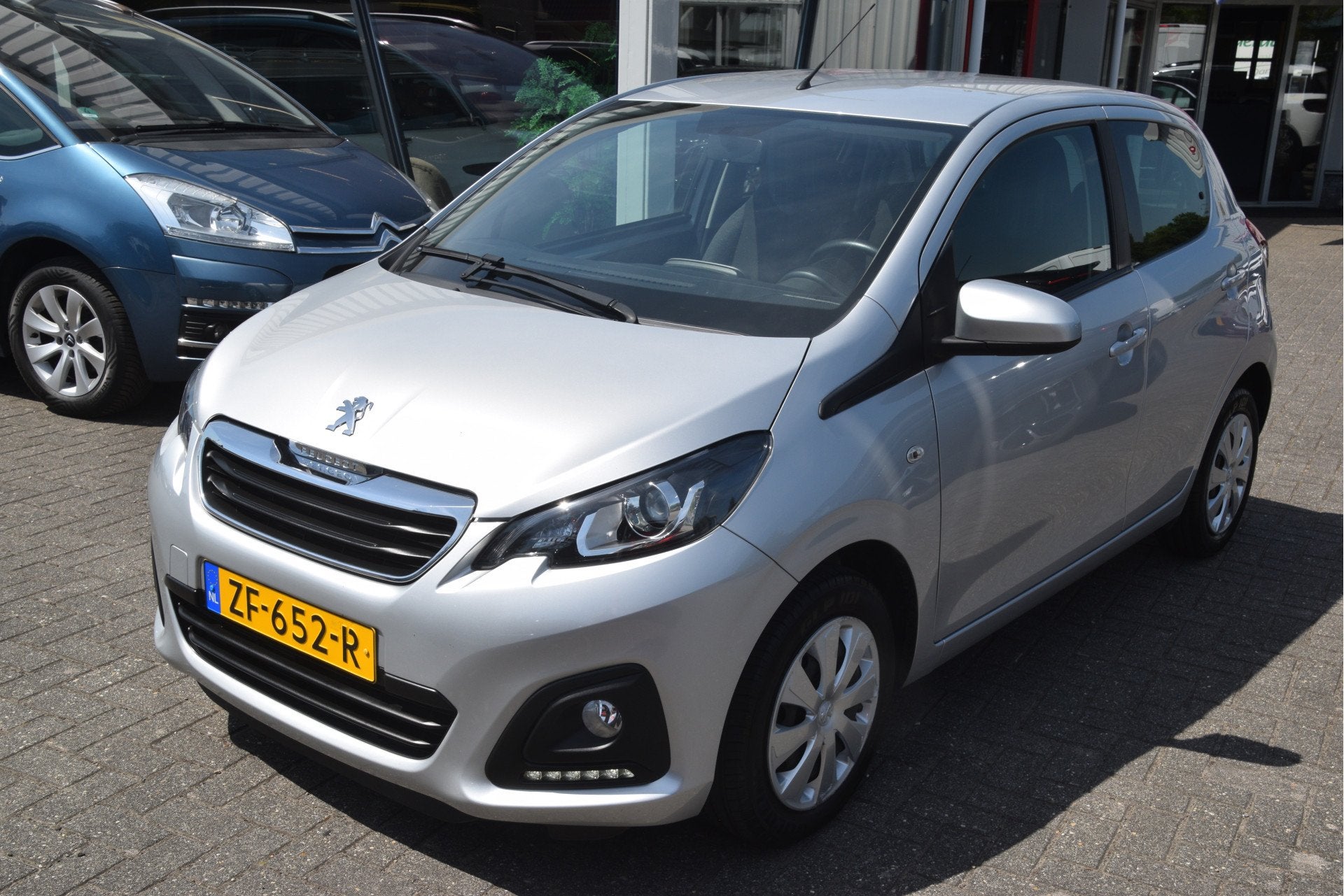 Peugeot 108 1.0 e-VTi Active Airco | Bluetooth | CV+AB | Mis, Auto's, Peugeot, Stof, Gebruikt, Euro 6, 4 stoelen