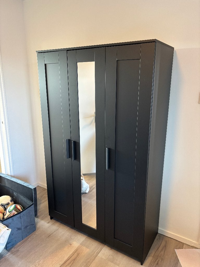 Brimnes kledingkast  - IKEA - Zo goed als nieuw., Ophalen, Met deur(en), 100 tot 150 cm, Zo goed als nieuw