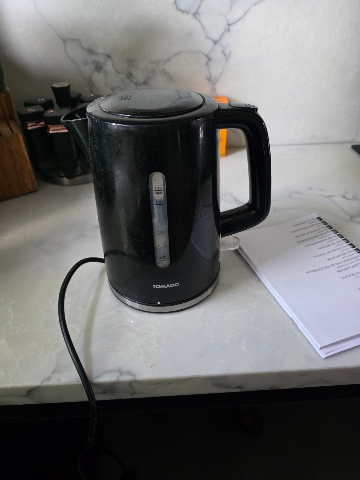 tomado waterkoker, Witgoed en Apparatuur, Waterkokers, 1 tot 2 liter, Ophalen, Gebruikt