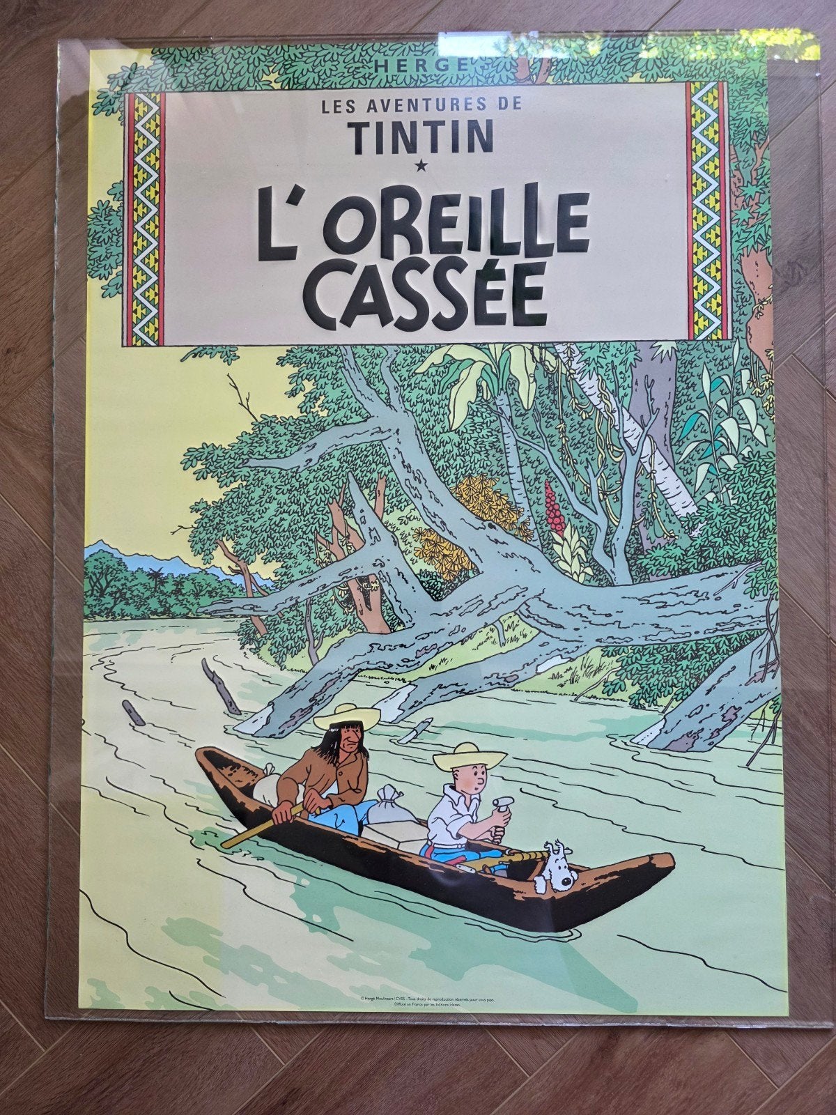 Tintin Poster: L'Oreille Cassée - Hergé Moulinsart, Ophalen of Verzenden, A1 t/m A3, Film en Tv