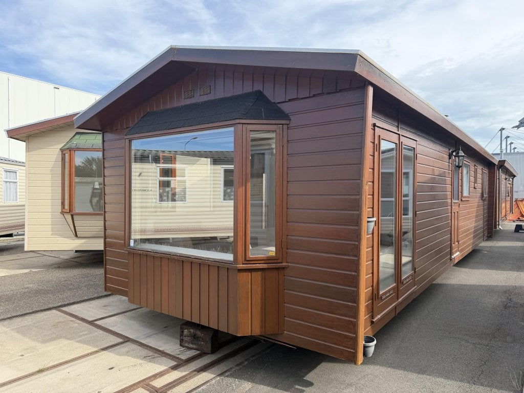 Houten Chalet 11.10 x 4 m 2 Slp Winterhard, Niet ingevuld, Niet ingevuld, Niet ingevuld