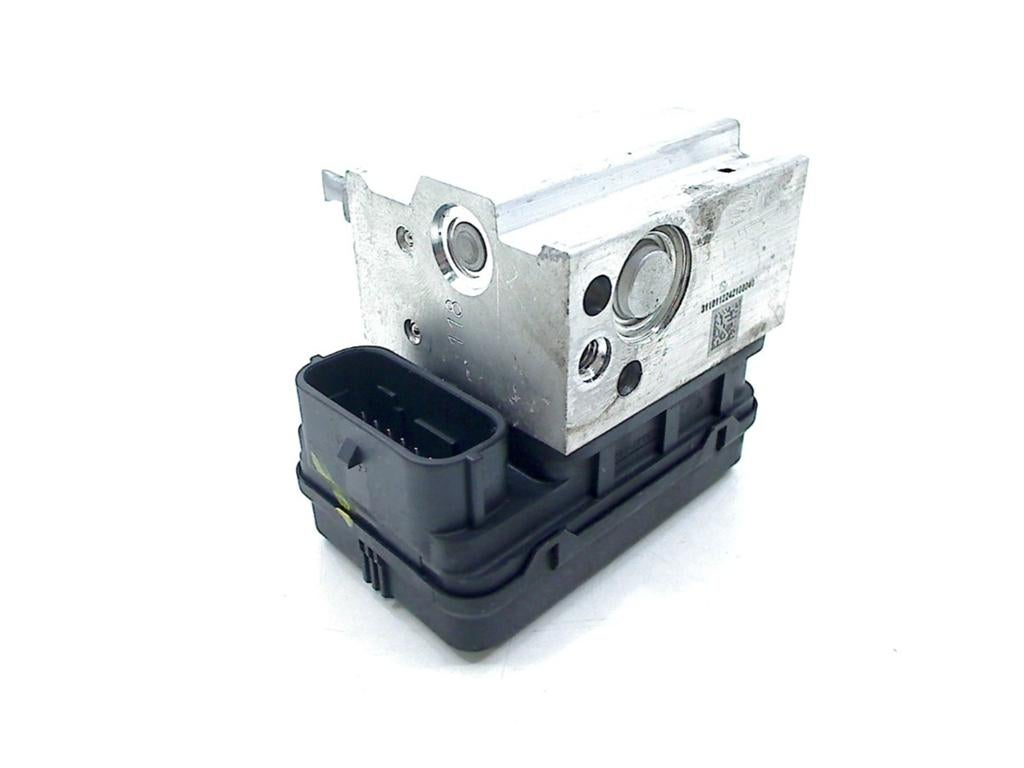 Abs Pomp Aprilia SR COMPACT GT200 E5 (RP8MD) 2022 1C005820, Piaggio & C. SpA, Gebruikt, Customer_service@piaggio.com, Viale Rinaldo Piaggio, 25, Pontedera, PI 56025, , Italië