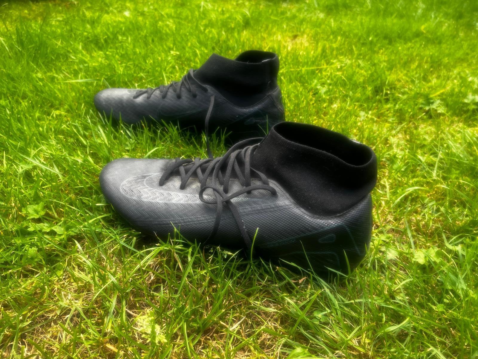 Voetbal Schoenen, Maat XS of kleiner, Ophalen, Zo goed als nieuw, Schoenen